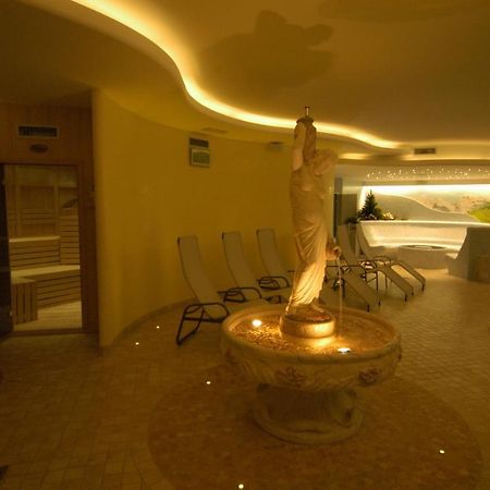 Hotel Baita Montana Livigno Kültér fotó