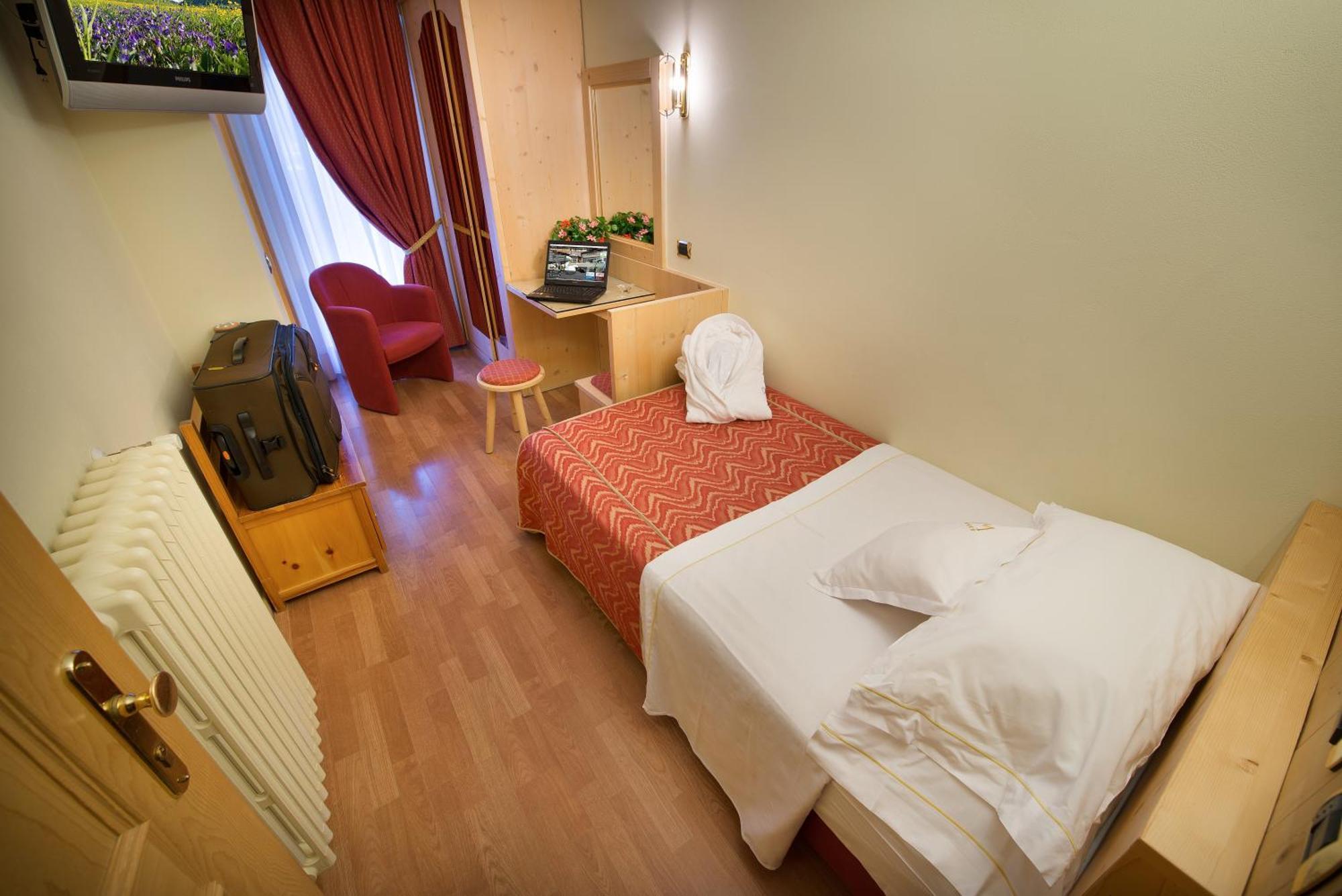 Hotel Baita Montana Livigno Szoba fotó