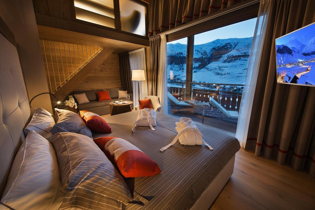 Hotel Baita Montana Livigno Kültér fotó
