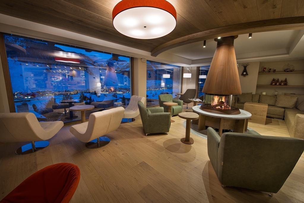 Hotel Baita Montana Livigno Kültér fotó