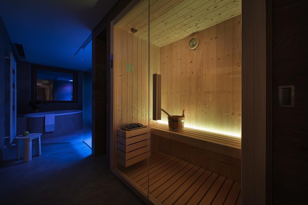 Hotel Baita Montana Livigno Kültér fotó