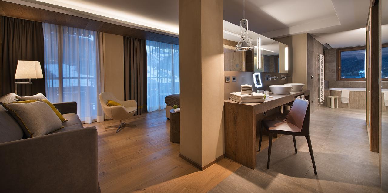Hotel Baita Montana Livigno Kültér fotó