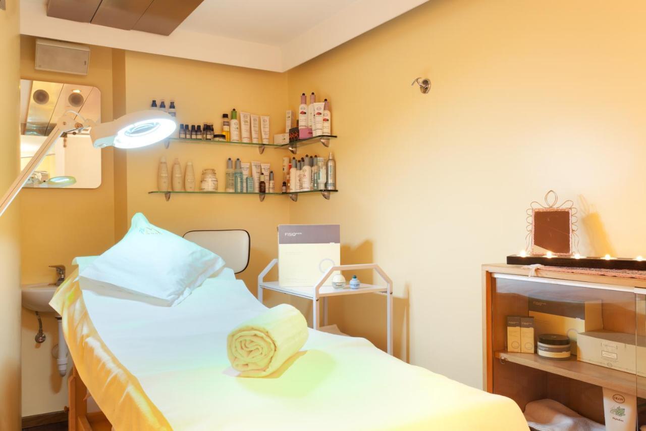 Hotel Baita Montana Livigno Kültér fotó